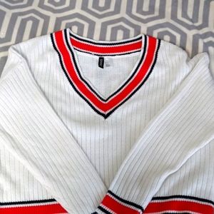 Divided\Cropped Sweater